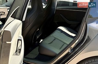 Седан Tesla Model 3 2024 в Києві фото 15 Седан Tesla Model 3 2024 в Києві