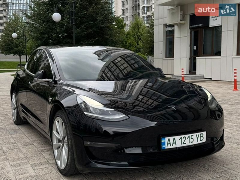 Tesla Model 3 2019 Tesla Model 3 2019