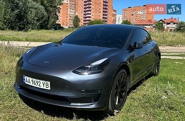 Седан Tesla Model 3 2022 в Сумах
