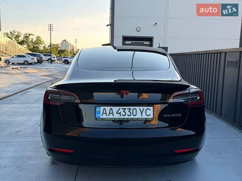Седан Tesla Model 3 2019 в Киеве фото 6 Седан Tesla Model 3 2019 в Киеве