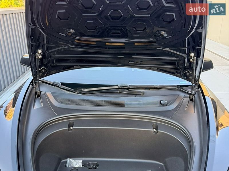 Седан Tesla Model 3 2019 в Киеве фото 7 Седан Tesla Model 3 2019 в Киеве