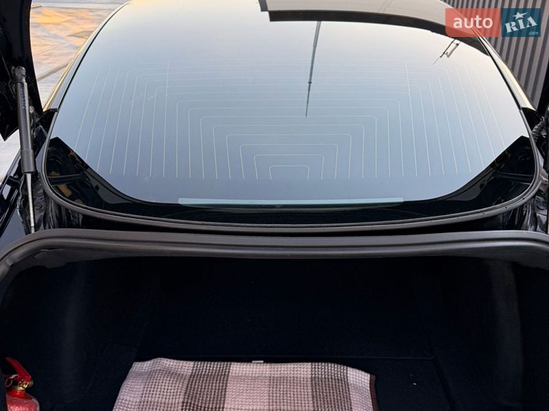 Седан Tesla Model 3 2019 в Киеве фото 8 Седан Tesla Model 3 2019 в Киеве