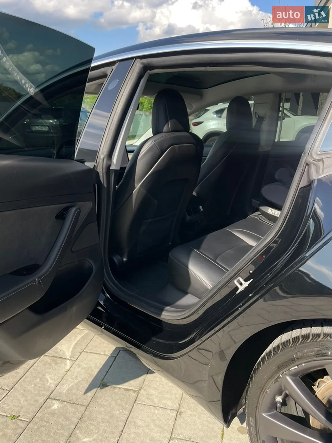 2020 Tesla Model 3 - мініатюра 10