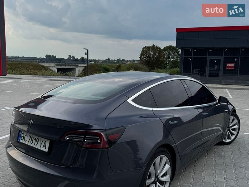 Седан Tesla Model 3 2018 в Львове фото 3 Седан Tesla Model 3 2018 в Львове