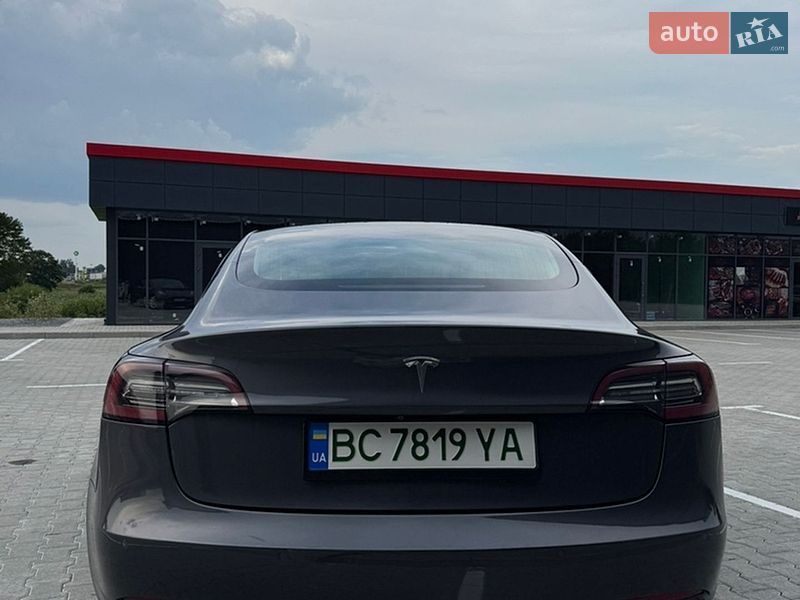 Седан Tesla Model 3 2018 в Львове фото 5 Седан Tesla Model 3 2018 в Львове