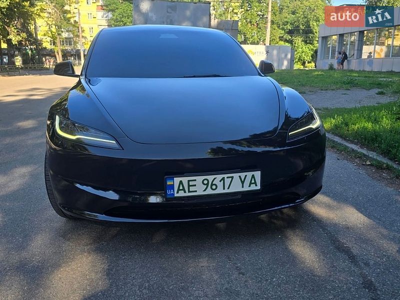Tesla Model 3 2024 Tesla Model 3 2024