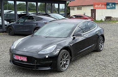 Седан Tesla Model 3 2018 в Луцке