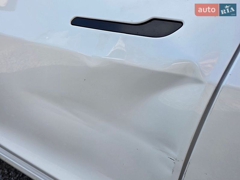 Седан Tesla Model 3 2021 в Львове фото 37 Седан Tesla Model 3 2021 в Львове