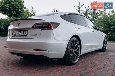 Седан Tesla Model 3 2023 в Киеве