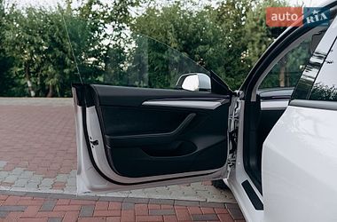Седан Tesla Model 3 2023 в Киеве