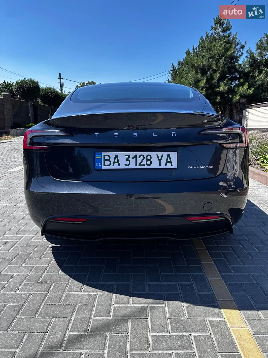 2025 Tesla Model 3 - мініатюра 14