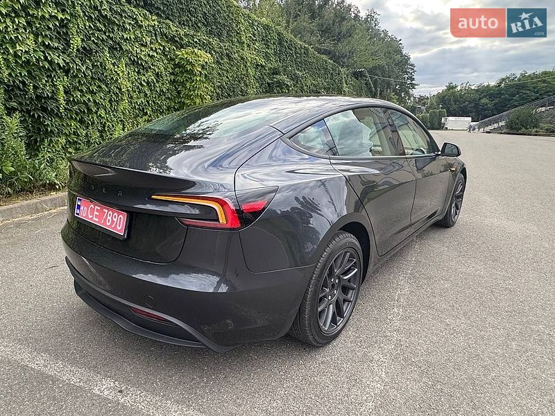 Седан Tesla Model 3 2025 в Киеве фото 9 Седан Tesla Model 3 2025 в Киеве