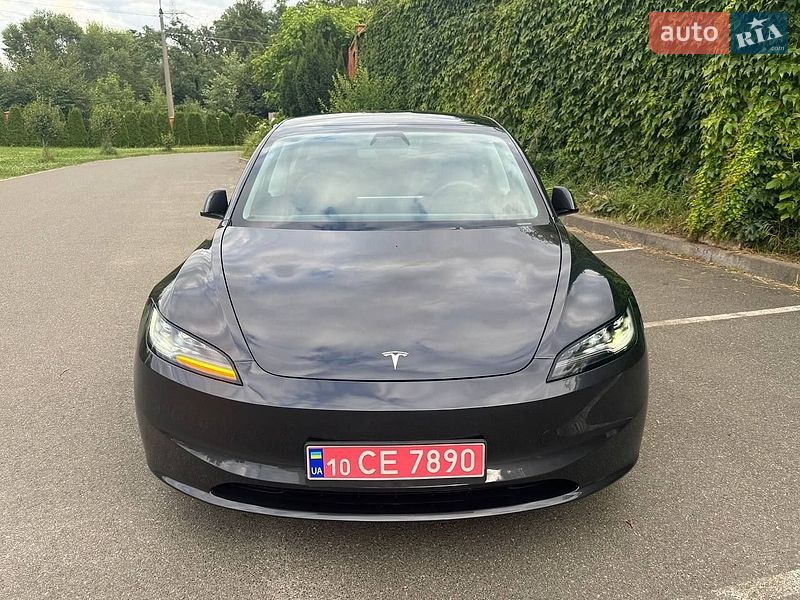 Седан Tesla Model 3 2025 в Киеве фото 17 Седан Tesla Model 3 2025 в Киеве