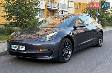 Седан Tesla Model 3 2021 в Вінниці