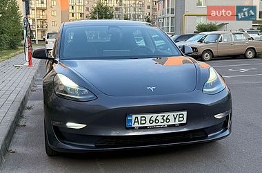 Седан Tesla Model 3 2021 в Вінниці