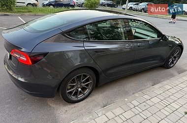 Седан Tesla Model 3 2021 в Вінниці
