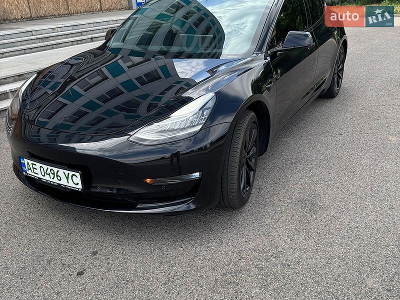 Седан Tesla Model 3 2018 в Дніпрі фото Седан Tesla Model 3 2018 в Дніпрі