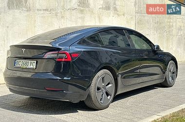 Седан Tesla Model 3 2021 в Львове