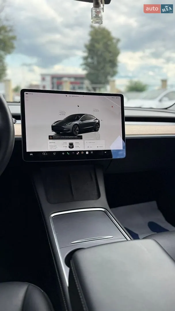 2022 Tesla Model 3 - мініатюра 26