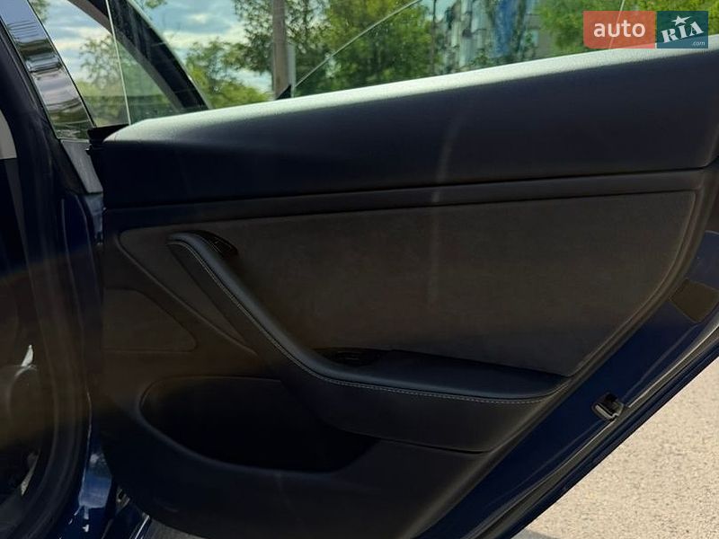 Седан Tesla Model 3 2019 в Первомайске фото 8 Седан Tesla Model 3 2019 в Первомайске