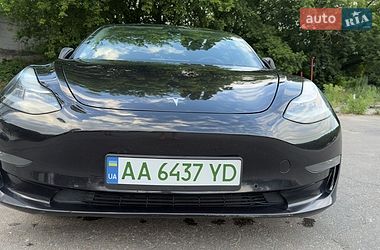 Седан Tesla Model 3 2018 в Буче