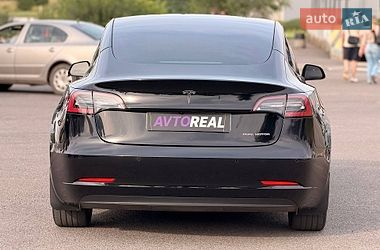 Седан Tesla Model 3 2022 в Кривому Розі