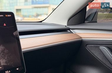 Седан Tesla Model 3 2022 в Кривому Розі