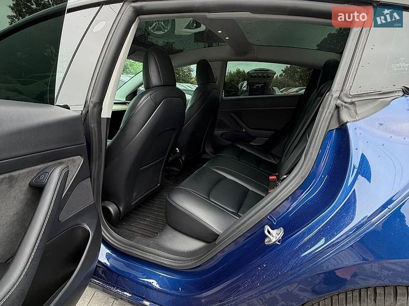 Седан Tesla Model 3 2021 в Львове фото 18 Седан Tesla Model 3 2021 в Львове