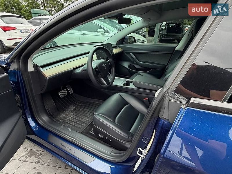 Седан Tesla Model 3 2021 в Львове фото 25 Седан Tesla Model 3 2021 в Львове