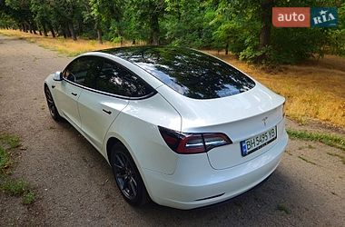 Седан Tesla Model 3 2023 в Одесі