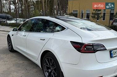 Седан Tesla Model 3 2019 в Житомире