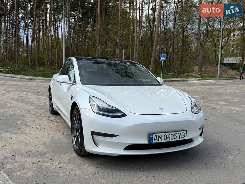 Седан Tesla Model 3 2019 в Житомире