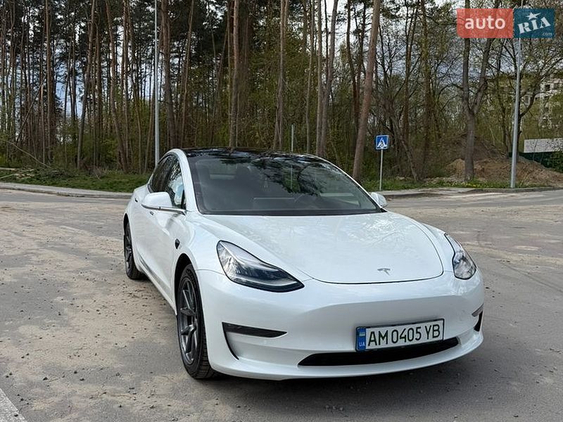Седан Tesla Model 3 2019 в Житомире