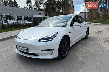 Седан Tesla Model 3 2019 в Житомире