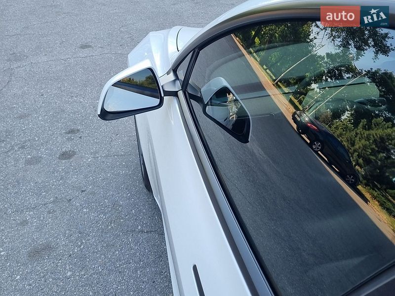 Седан Tesla Model 3 2021 в Запорожье