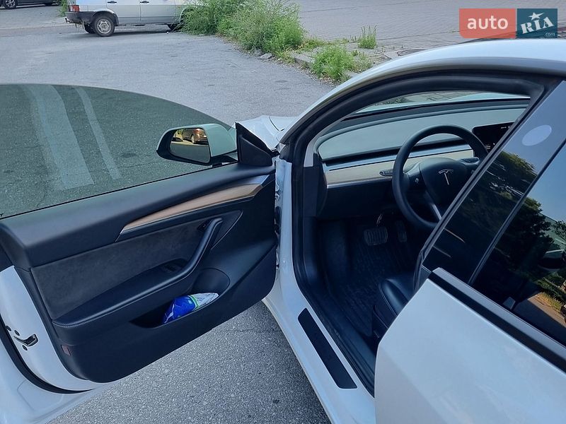 Седан Tesla Model 3 2021 в Запорожье