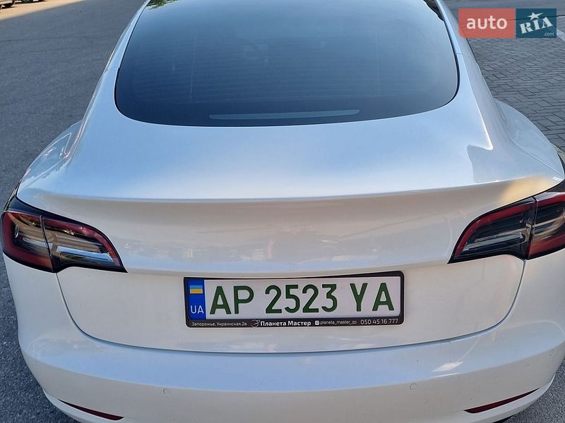 Седан Tesla Model 3 2021 в Запорожье