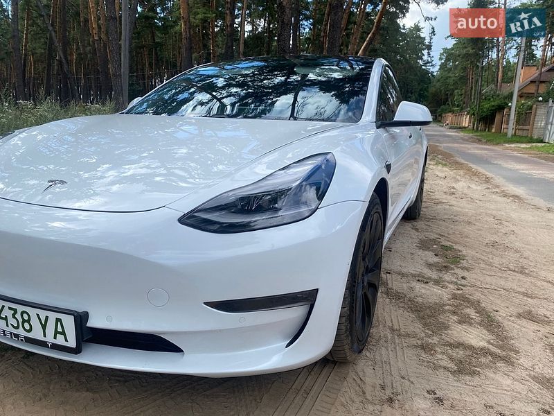 Седан Tesla Model 3 2021 в Чернигове фото 14 Седан Tesla Model 3 2021 в Чернигове