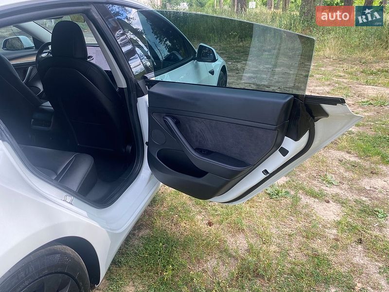 Седан Tesla Model 3 2021 в Чернигове фото 23 Седан Tesla Model 3 2021 в Чернигове