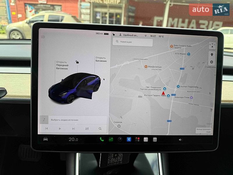Седан Tesla Model 3 2018 в Львові