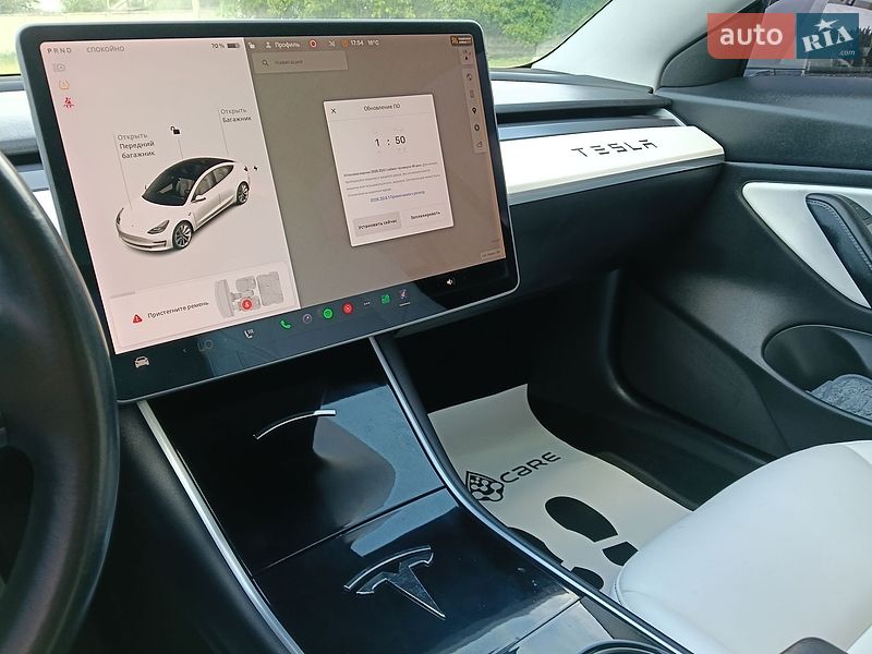 Седан Tesla Model 3 2019 в Дунаївцях