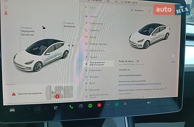 Седан Tesla Model 3 2019 в Дунаївцях