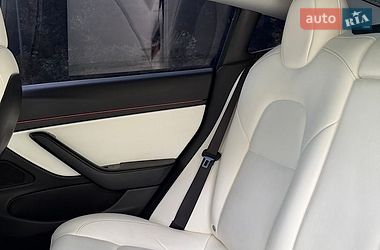 Седан Tesla Model 3 2020 в Днепре