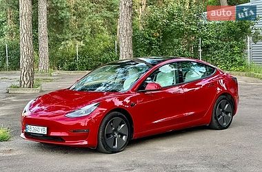 Седан Tesla Model 3 2021 в Вінниці