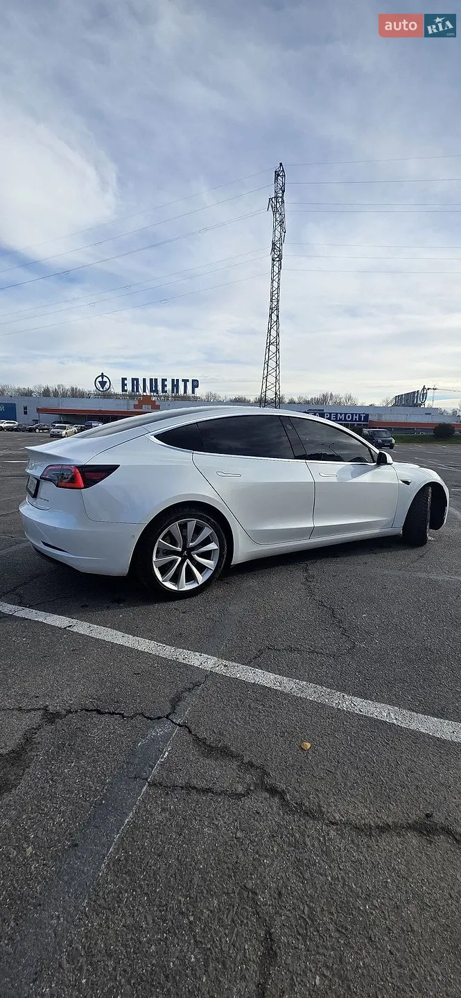 2019 Tesla Model 3 - мініатюра 4