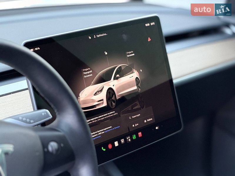Седан Tesla Model 3 2022 в Кривом Роге
