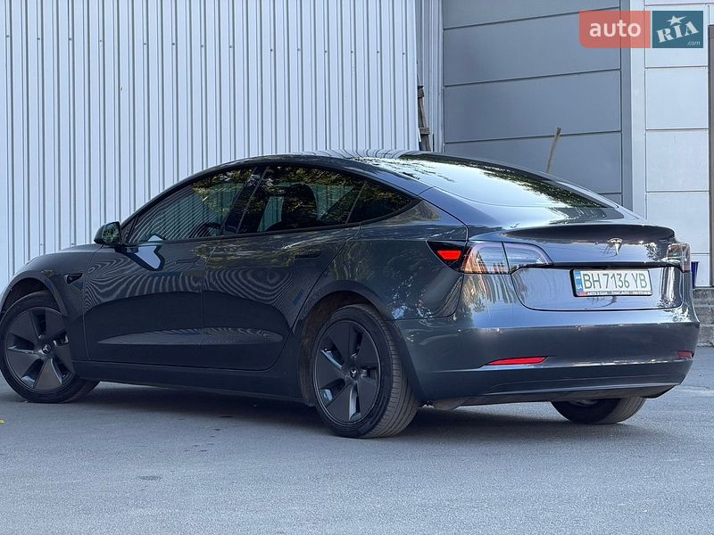 Седан Tesla Model 3 2022 в Одесі