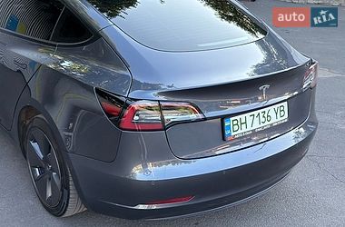 Седан Tesla Model 3 2022 в Одесі