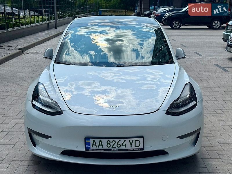 Седан Tesla Model 3 2019 в Киеве фото 2 Седан Tesla Model 3 2019 в Киеве
