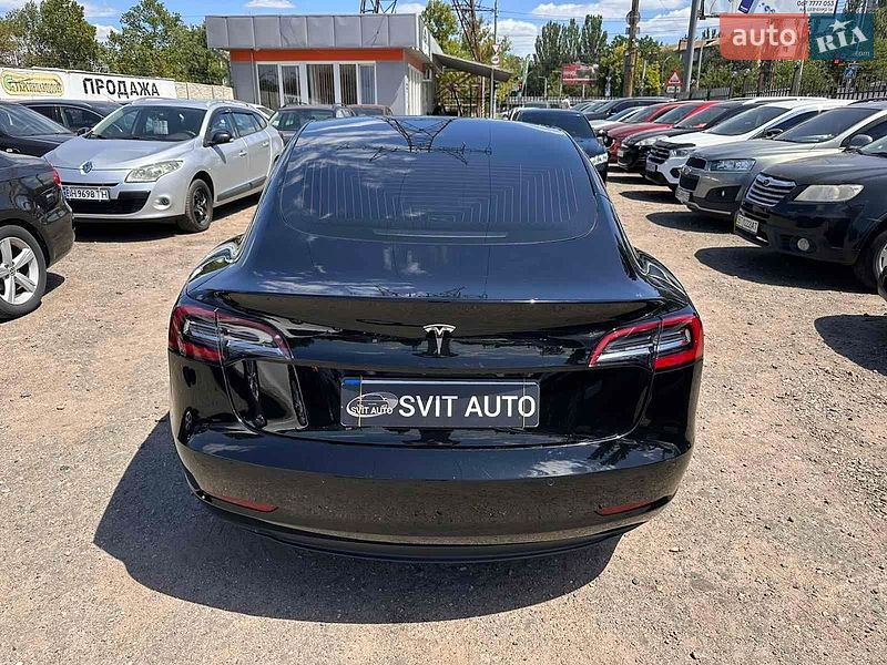 Седан Tesla Model 3 2019 в Миколаєві